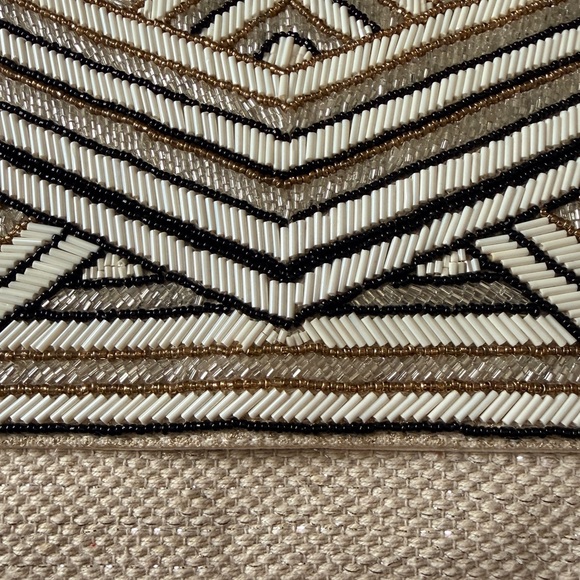 America & Beyond Clutch - Glitz and Glam - Picture 4 of 6